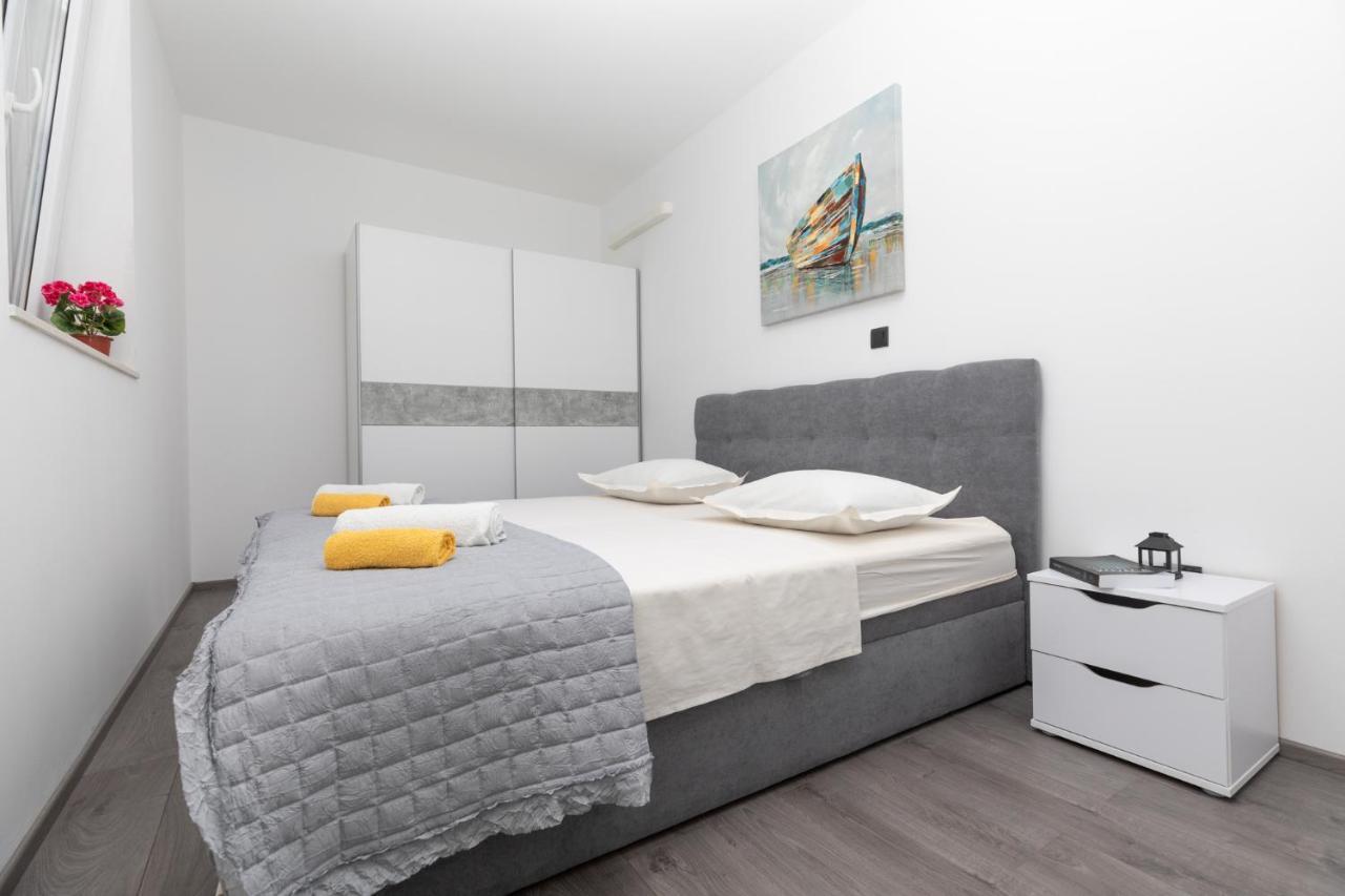 Apartment Viva Split Bagian luar foto