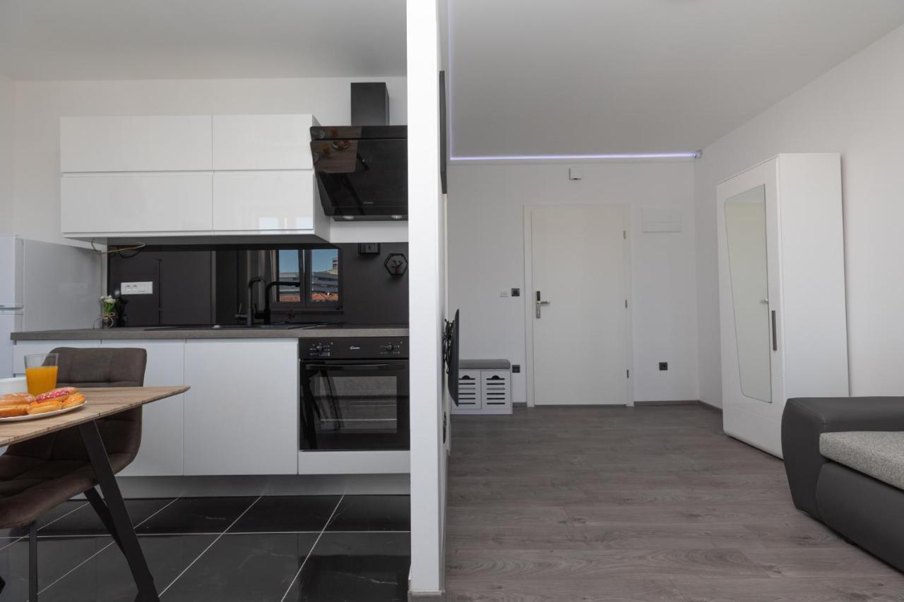 Apartment Viva Split Bagian luar foto